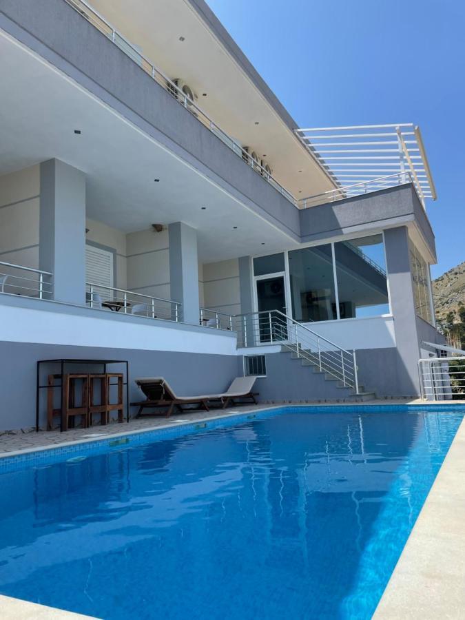 Vitamin Sea Sarandë 外观 照片