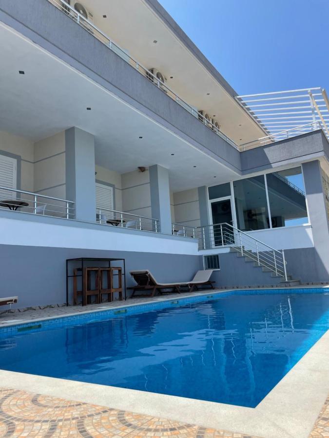 Vitamin Sea Sarandë 外观 照片