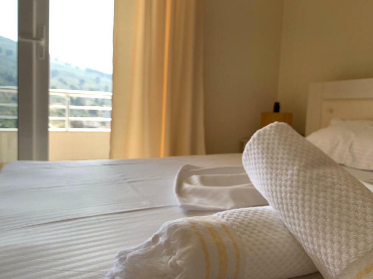 Vitamin Sea Sarandë 外观 照片